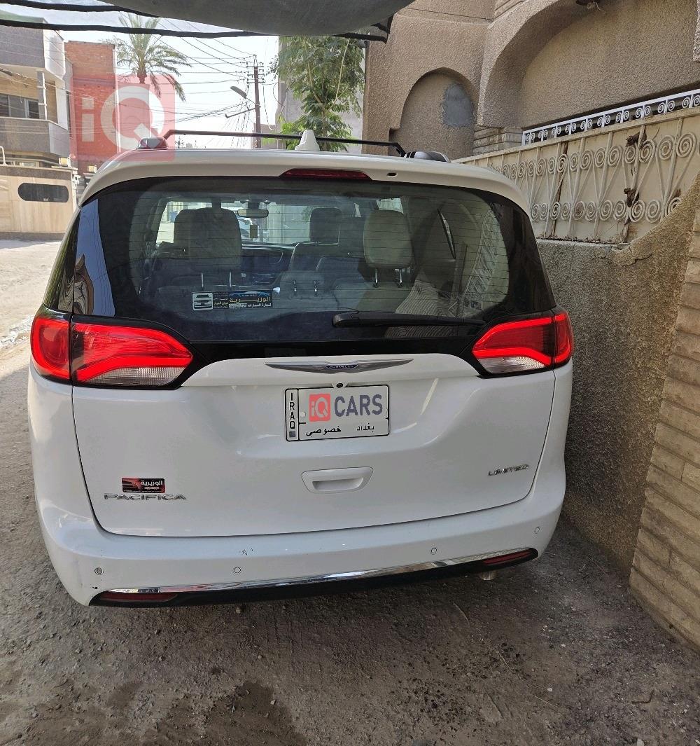 كرايسلر باسيفيكا